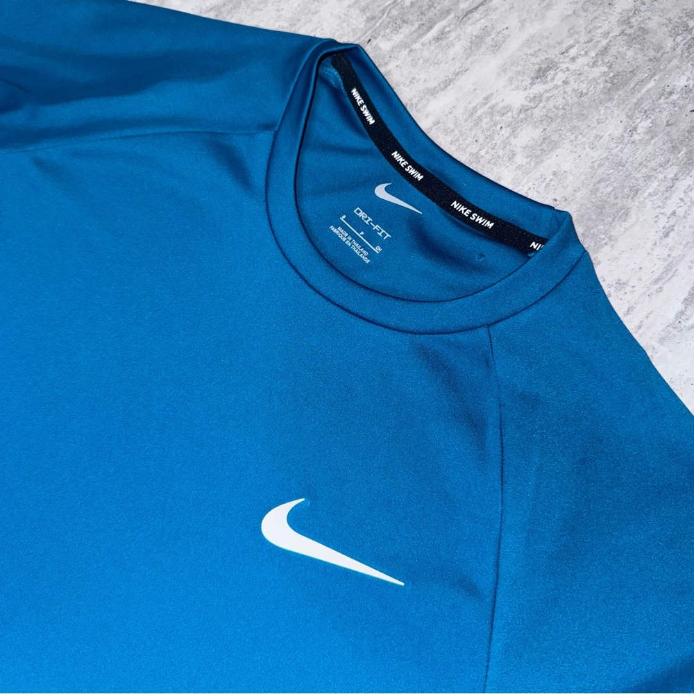 Nike Dri-FIT Shirt - Picture 4 of 10
